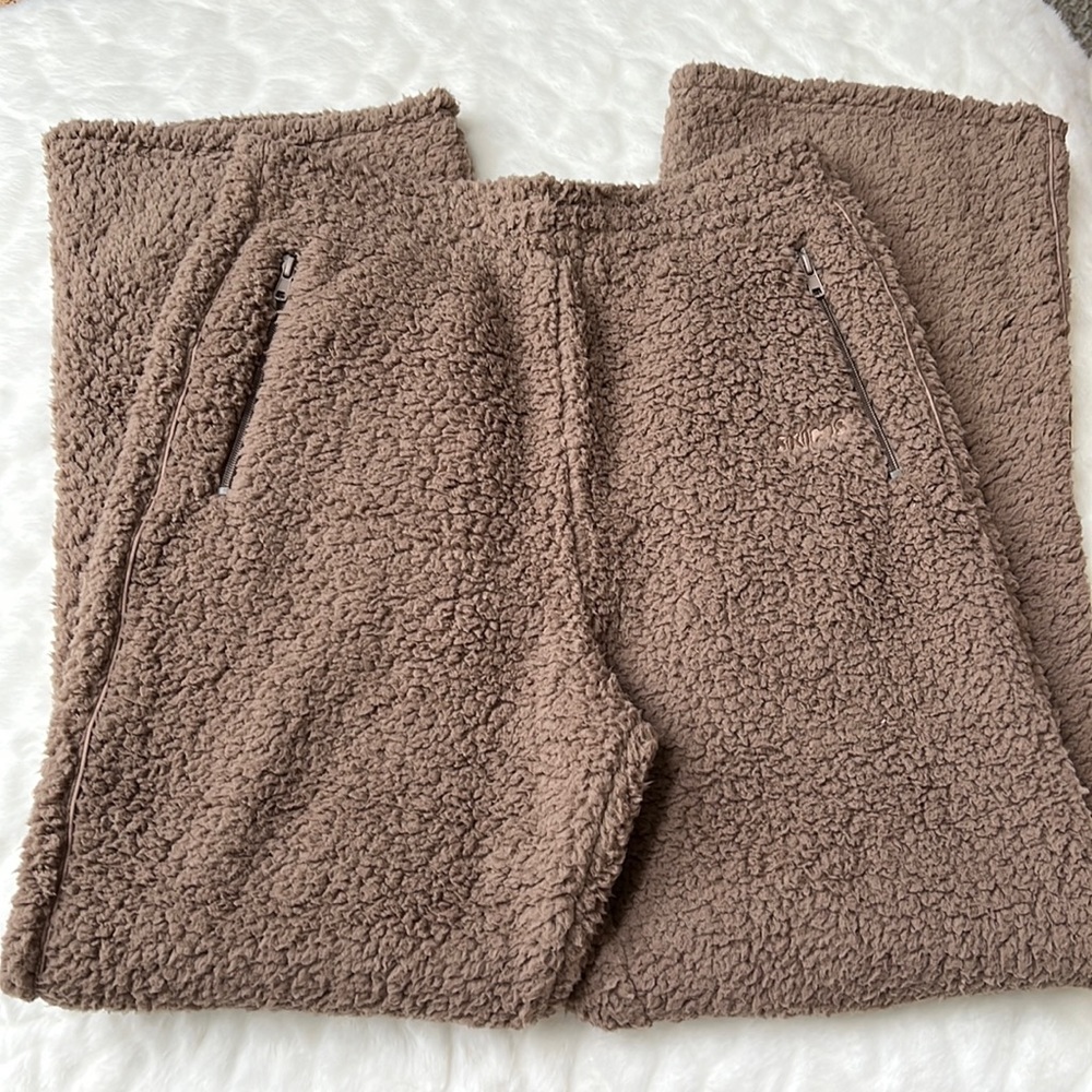 Skims cozy knit pants